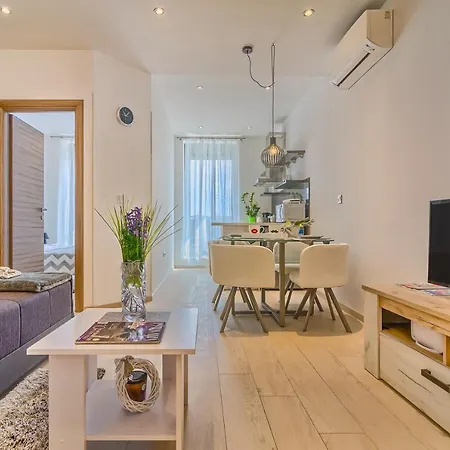 Apartment Silver Luxury Pula