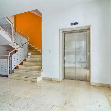 Silver Luxury Apartment