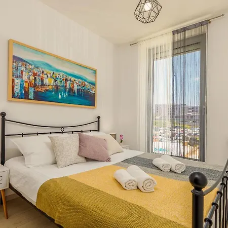 Silver Luxury Apartament Pula